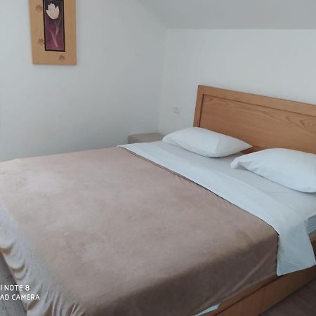 קדמת צבי Villa Exteriör bild