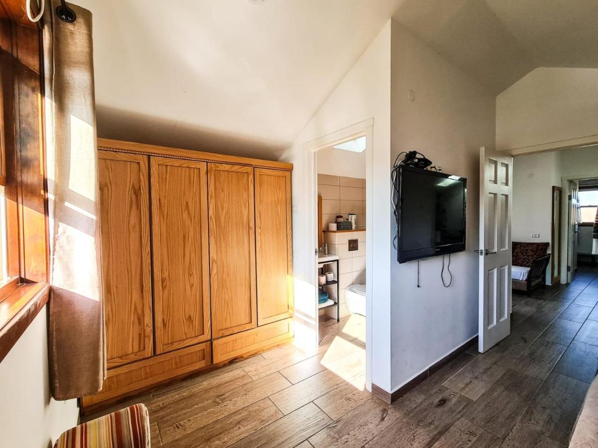 קדמת צבי Villa Exteriör bild
